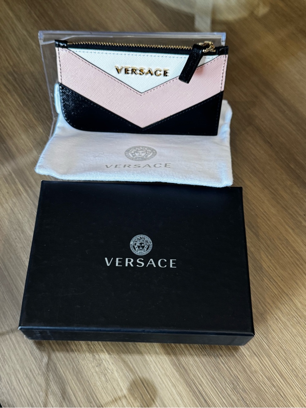 🔥WALLET WEDNESDAY: Luxury Wallet Pulls🔥 - Picture 6 of 6